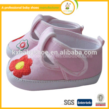 China manfacture bordar zapatos de deporte de bebé firstwalker